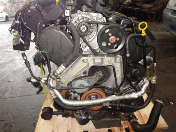 MOTEUR V6 24V ESSENCE ROVER -2004 - Vue 2